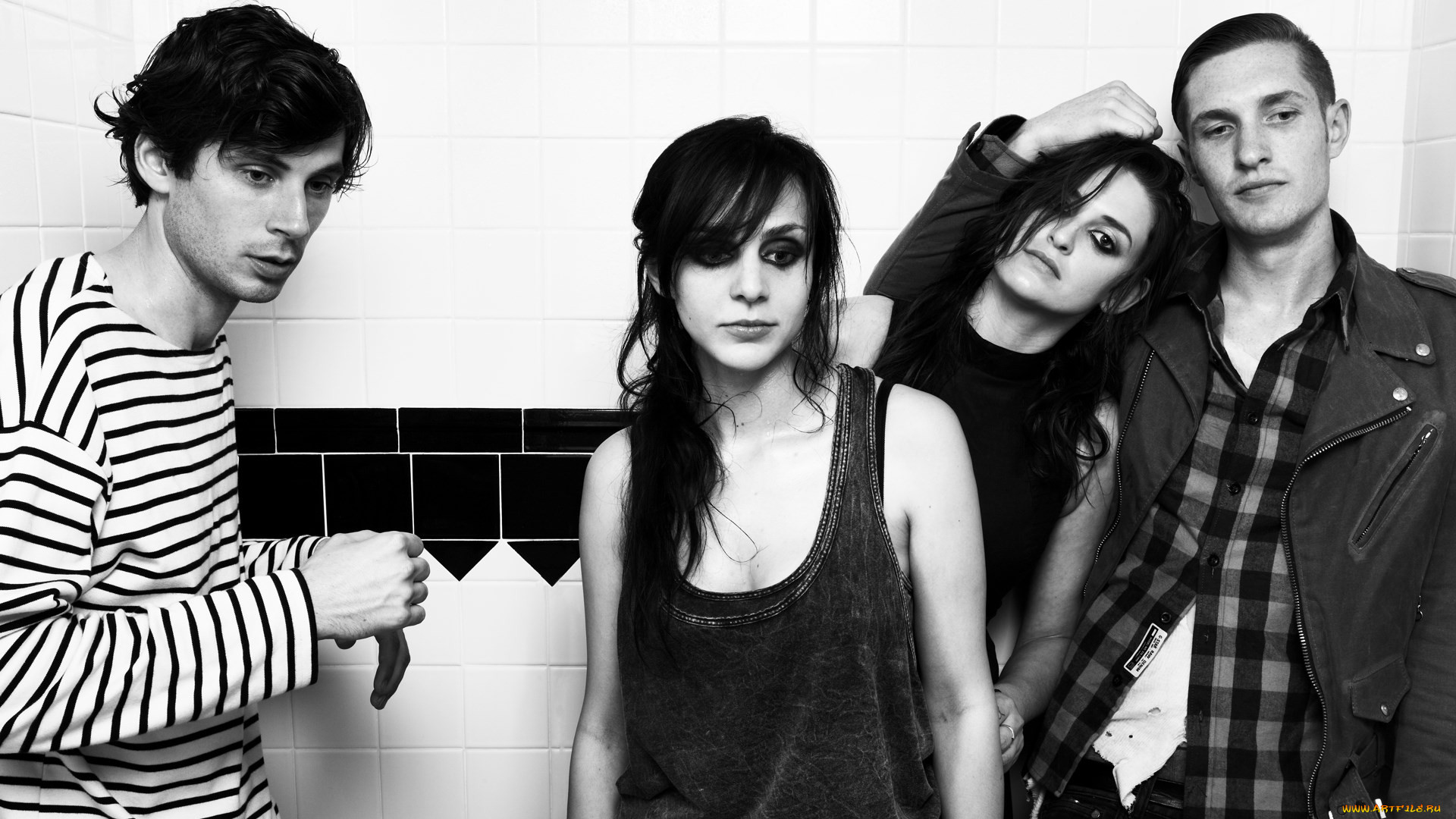 dead-sara, , -, 